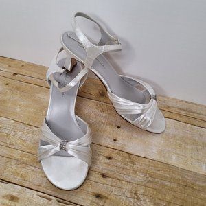 Colorful Creations Women's Erica Wedge Sandal 8.5